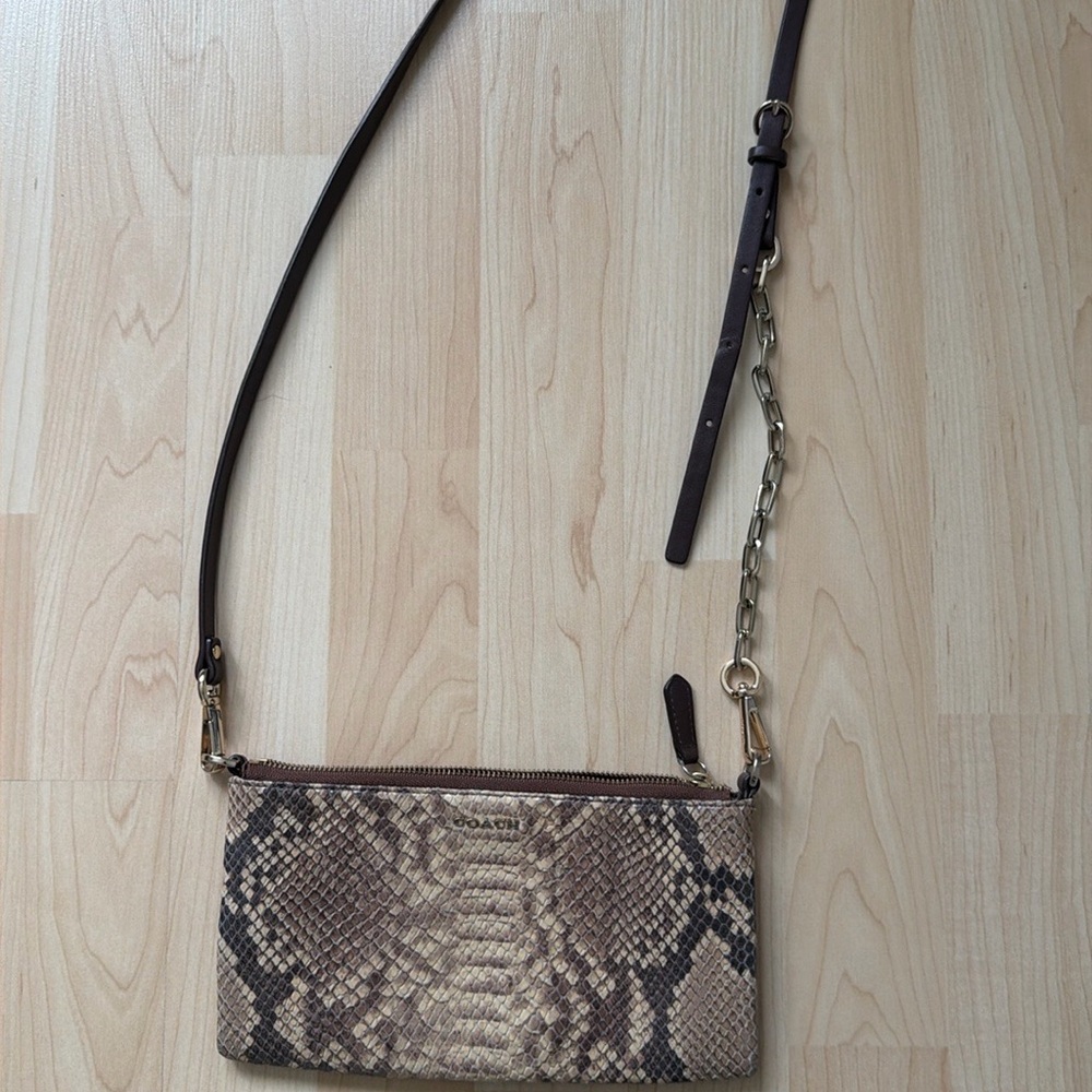 COACH crossbody in python embossed leather wallet - Picture 4 of 8